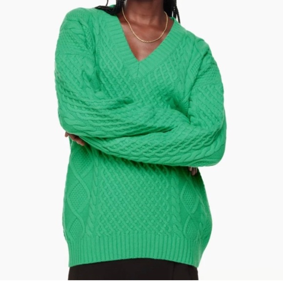 Aritzia / Sunday Best/ V-neck cable-knit/wool sweater/  Host Pick 🧶 brand new - Picture 3 of 11